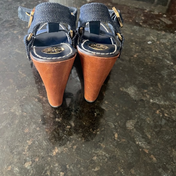 Tory Burch - Picture 7 of 9